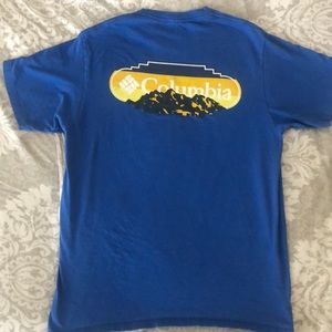 Columbia logo T-shirt Size Medium